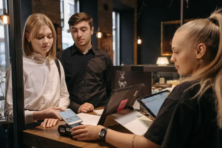How to Create a Local Cafe Guide