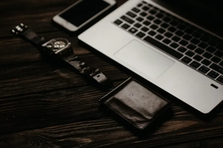 Why lapzoo.com Is Worth Tracking in Niche SEO Campaigns: The Thedencoffeehouse Angle